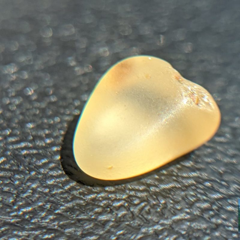 yellow sapphire stone