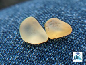 CEYLON NATURAL YELLOW SAPPHIRE ROUGH GEMSTONES - city of gem Ratnapura