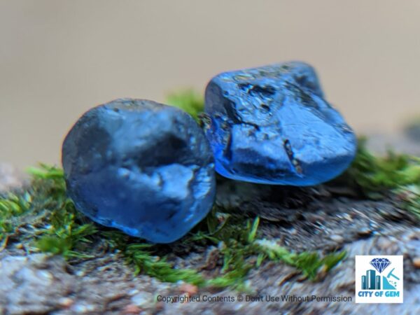 Ceylon Natural Royal Blue Sapphire Rough Gemstone - city of gem Ratnapura