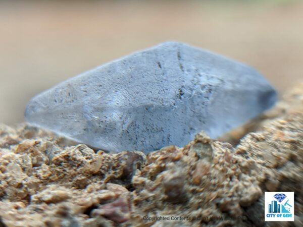 Ceylon Natural Blue Sapphire Crystal - city of gem Ratnapura