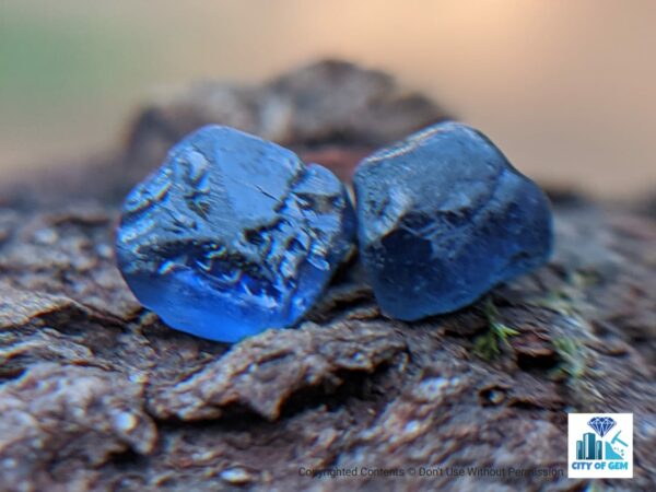 Ceylon Natural Royal Blue Sapphire Rough Gemstone - city of gem Ratnapura