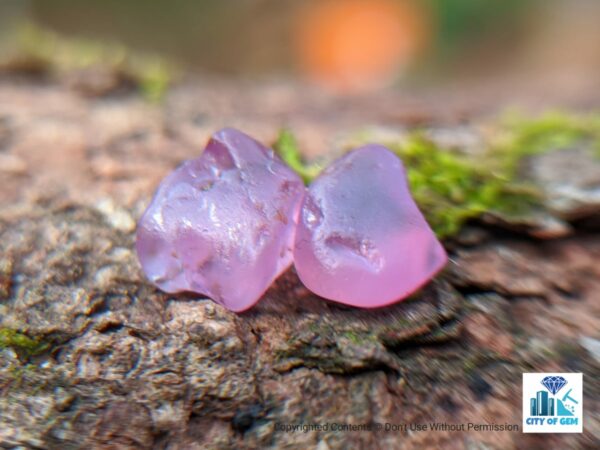 NATURAL HEATING SAPPHIRE ROUGH GEMSTONES ( Rathu Geuda ) - city of gem Ratnapura