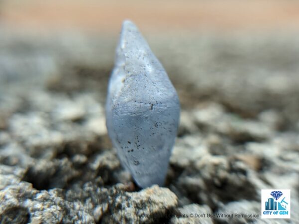 Ceylon Natural Blue Sapphire Crystal - city of gem Ratnapura