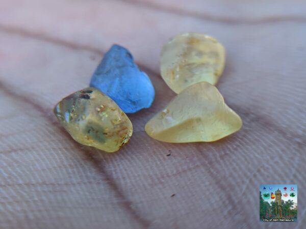 CEYLON NATURAL BLUE SAPPHIRE AND YELLOW SAPPHIRES LOT - city of gem Ratnapura