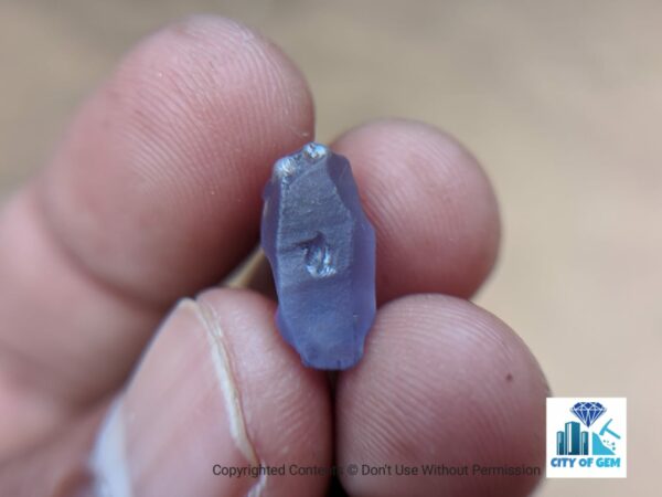 Ceylon Natural Colour Shifting Sapphire Crystal - city of gem Ratnapura