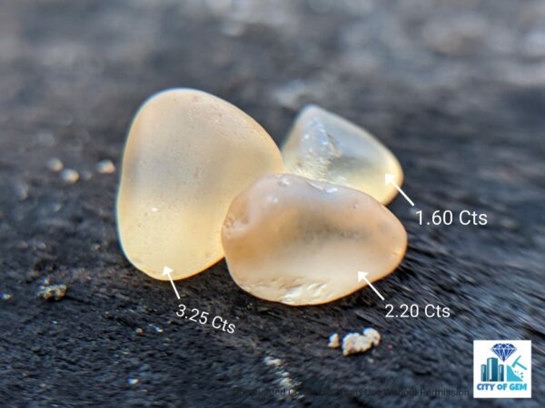 CEYLON NATURAL YELLOW SAPPHIRE ROUGH GEMSTONES - city of gem Ratnapura