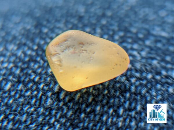CEYLON NATURAL YELLOW SAPPHIRE ROUGH GEMSTONES - city of gem Ratnapura