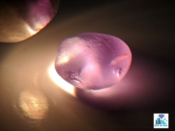 Ceylon Natural Colour Shifting Sapphire Rough Gemstone ( Colour shifting Violet to Pink ) - city of gem Ratnapura