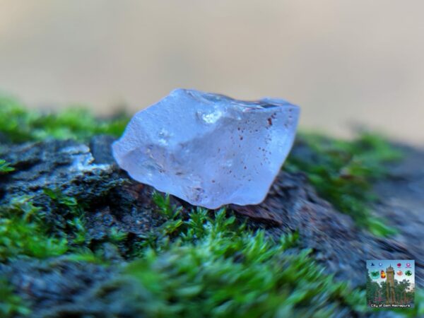 _Ceylon Natural Colour Shifting Violet Sapphire Rough Gemstone ( Colour shifting Violet to Pink ) - city of gem Ratnapura