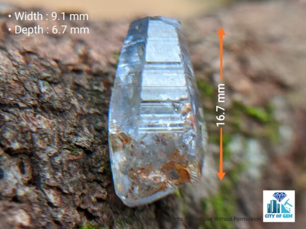 _Ceylon Natural Glass Body Sapphire Crystal ( Shiny Glass Body ) - city of gem Ratnapura