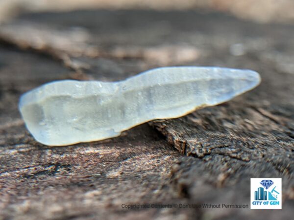 Ceylon Natural Sapphire Crystal - city of gem Ratnapura