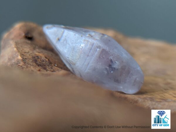 NATURAL VIOLET SAPPHIRE GLASS BODY COMPLETE CRYSTAL ( not for cutting and polishing ) - city of gem Ratnapura