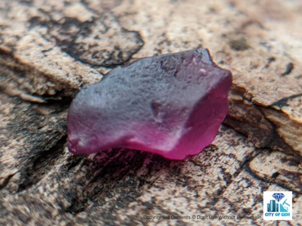 Natural Ruby and Pink Sapphire Rough Gemstones - city of gem Ratnapura