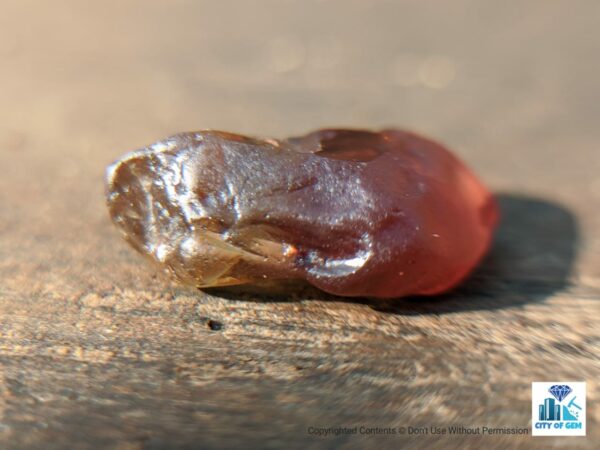 Ceylon Natural Bi colour Zircon Rough Gemstone - city of gem Ratnapura