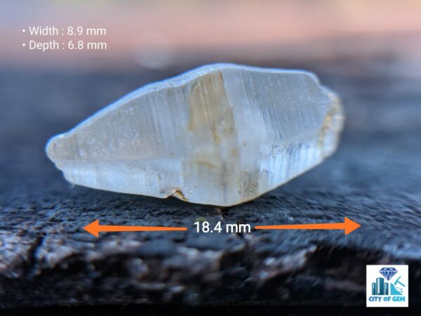 Ceylon Natural Colourless Sapphire Crystal ( Rough Glass Body ) - city of gem Ratnapura