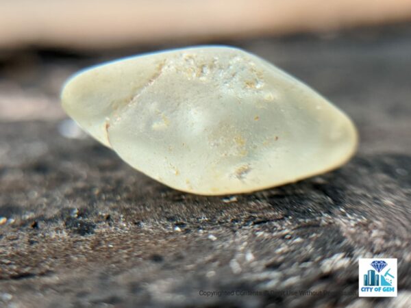 Ceylon Natural Sapphire Crystal - city of gem Ratnapura