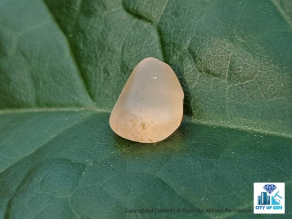 CEYLON NATURAL YELLOW SAPPHIRE ROUGH GEMSTONES - city of gem Ratnapura