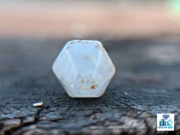 Ceylon Natural Geuda Heating Sapphire Terminated Complete Crystal ( Rough Glass Body ) - city of gem Ratnapura