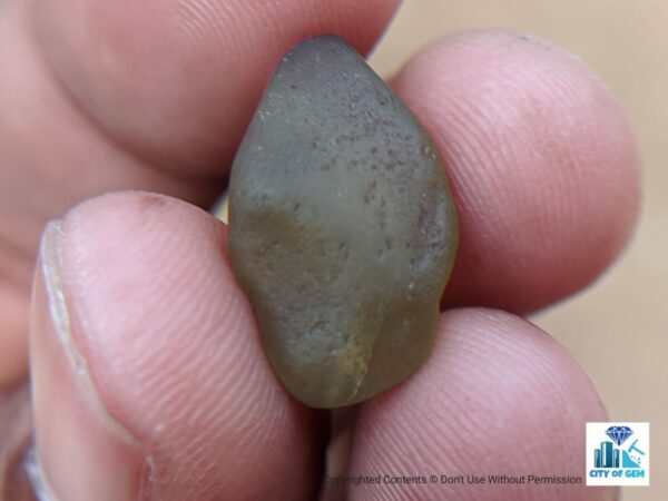 Ceylon Natural Green Sinhalite Rough Gemstones - city of gem Ratnapura