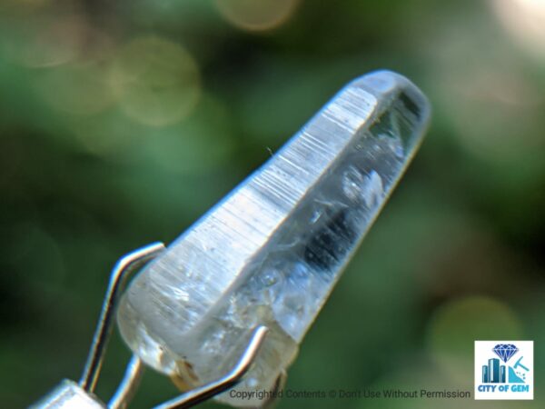 Ceylon Natural Light Blue Sapphire Glass Body Twin Crystal - city of gem Ratnapura