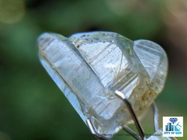 Ceylon Natural Light Blue Sapphire Glass Body Twin Crystal - city of gem Ratnapura