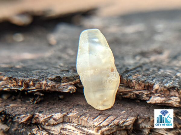 Ceylon Natural Sapphire Crystal - city of gem Ratnapura