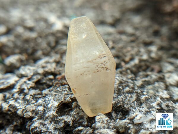 Ceylon Natural Sapphire Crystal - city of gem Ratnapura