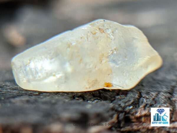 Ceylon Natural Sapphire Crystal - city of gem Ratnapura