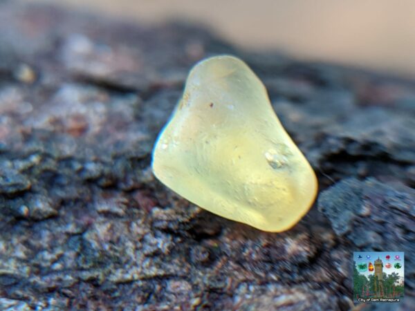 CEYLON NATURAL BLUE SAPPHIRE AND YELLOW SAPPHIRES LOT - city of gem Ratnapura