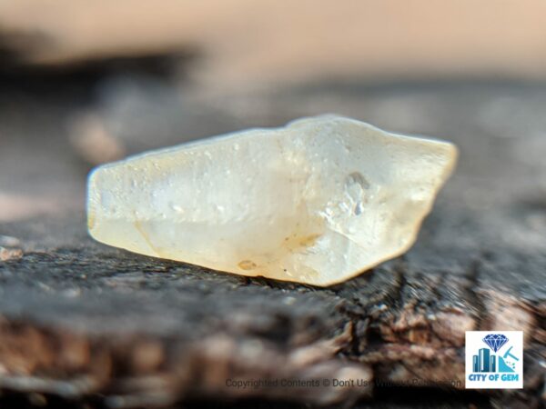 Ceylon Natural Sapphire Crystal - city of gem Ratnapura