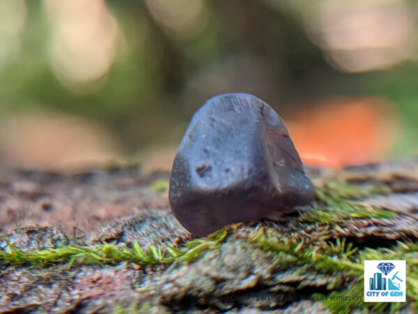 NATURAL HEATING SAPPHIRE ROUGH GEMSTONES ( Rathu Geuda ) - city of gem Ratnapura