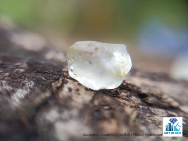 Ceylon Natural Sapphire Rough Lot with Colour shifting Violet Sapphire - city of gem Ratnapura