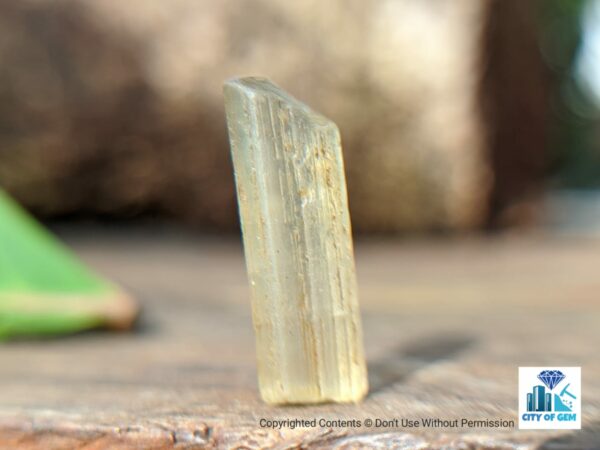 Ceylon Natural Beryl Crystal - city of gem Ratnapura