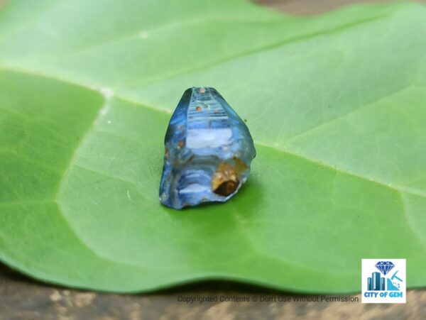 _Ceylon Natural Blue Sapphire Half Crystal with amazing Growth Marks ( Glass Body ) - city of gem Ratnapura