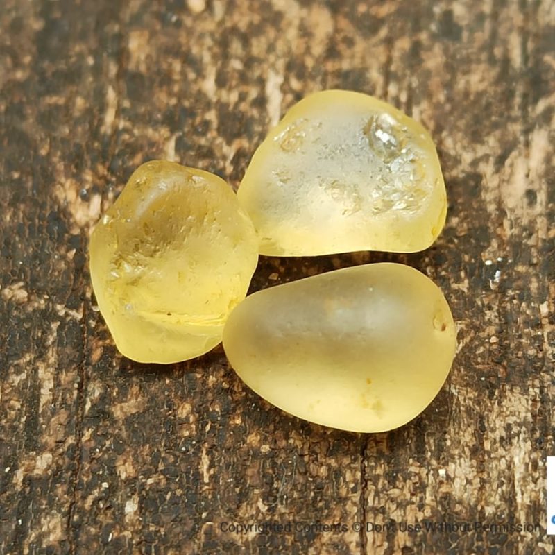 CEYLON NATURAL YELLOW SAPPHIRE ROUGH GEMSTONES