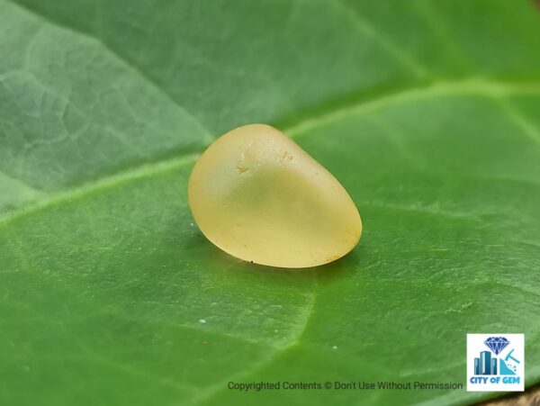 CEYLON NATURAL YELLOW SAPPHIRE ROUGH GEMSTONES - city of gem Ratnapura