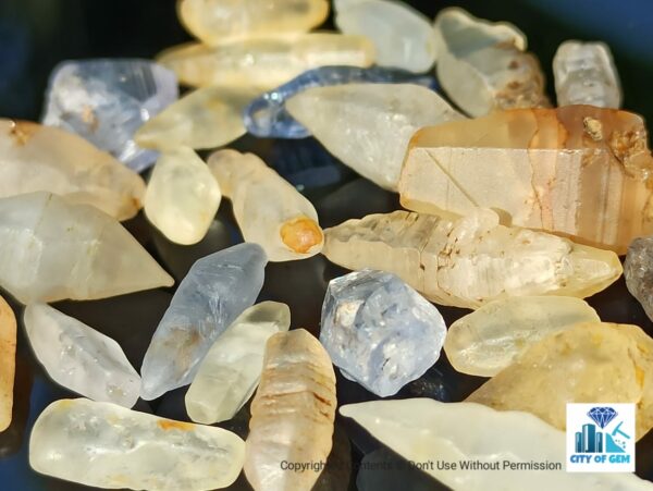 Ceylon Natural Sapphire Términated Crystal Lot ( Rough Glass Body ) - city of gem Ratnapura