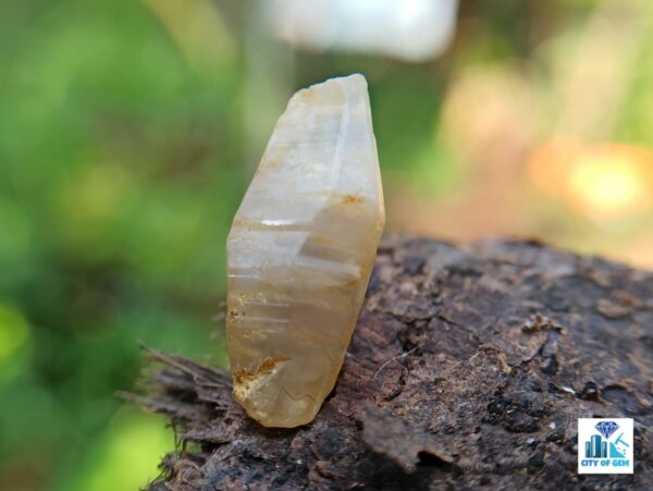 Ceylon Natural Terminated Sapphire Crystals - city of Gem Ratnapura