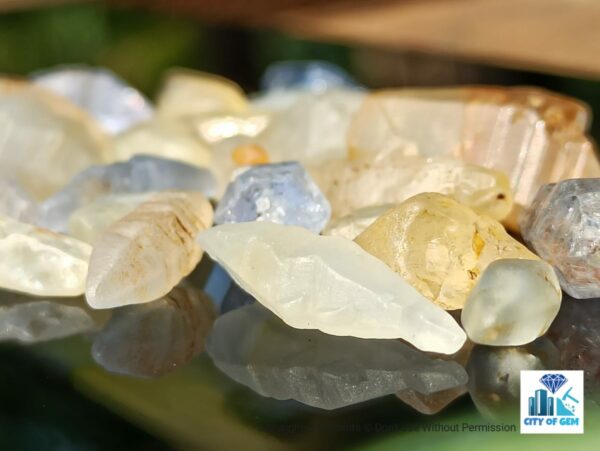 Ceylon Natural Sapphire Términated Crystal Lot ( Rough Glass Body ) - city of gem Ratnapura