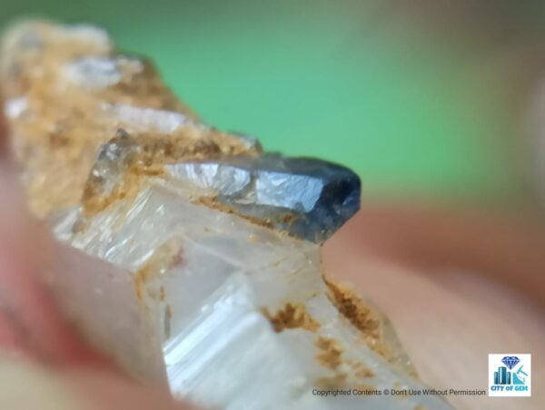 Ceylon Natural Double Terminated Unique Sapphire Milky Geuda Glass body Twin Crystal - city of Gem Ratnapura