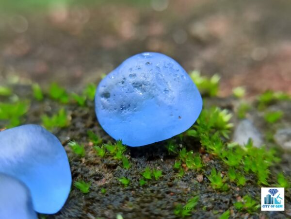 Ceylon Natural Blue and Yellow Sapphire Rough Gemstones - city of Gem Ratnapura