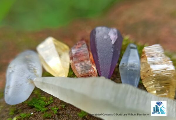 _Natural Sapphire Crystals with Colour shifting Sapphire - city of gem Ratnapura