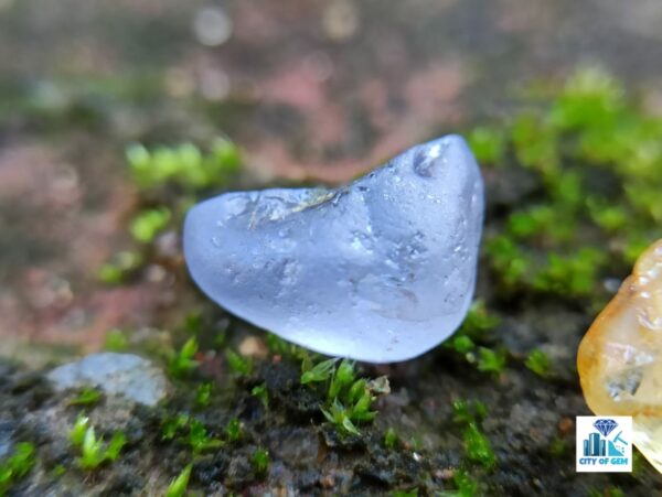 Ceylon Natural Violet and Yellow Sapphire Rough Gemstones - city of Gem Ratnapura