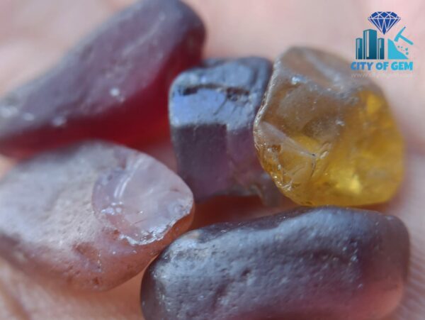 Natural Zircon Gemstones - city of gem Ratnapura