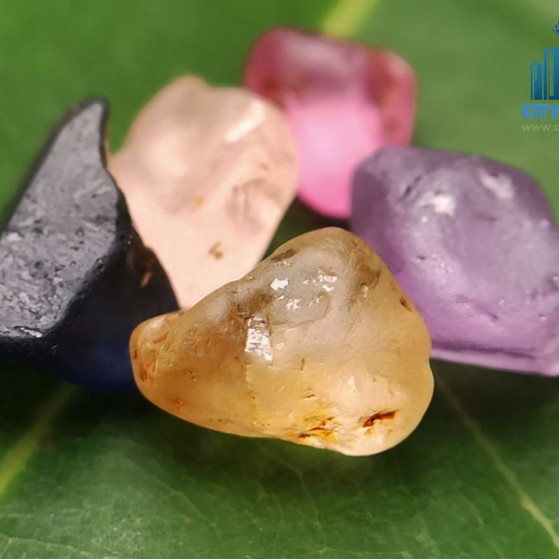 Ceylon Natural Sapphire Rough Gemstones