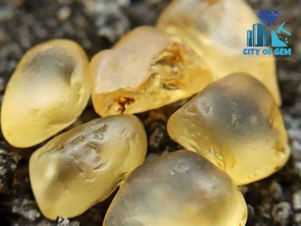 Ceylon Natural Yellow Sapphire Rough Gemstones Lot - city of gem Ratnapura