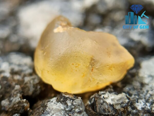 Ceylon Natural Yellow Sapphire Rough Gemstones Lot - city of gem Ratnapura