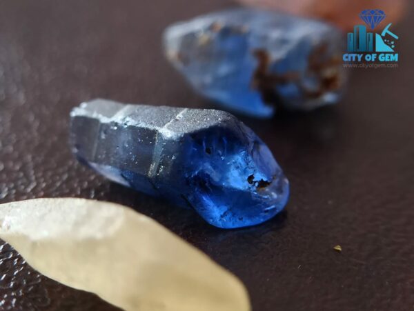 Stock Clearance - Fine Quality Ceylon Natural Sapphire Crystals Collection - city of gem Ratnapura