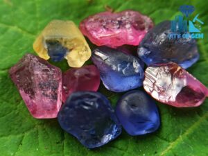 Ceylon Natural Sapphire Rough Gemstones - city of gem Ratnapura