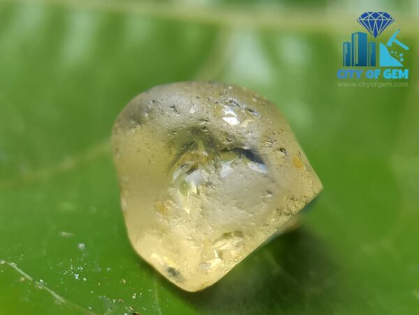 High Quality Ceylon Natural Blue, Pink and Yellow Sapphire Rough Stones - city of gem ratnapura
